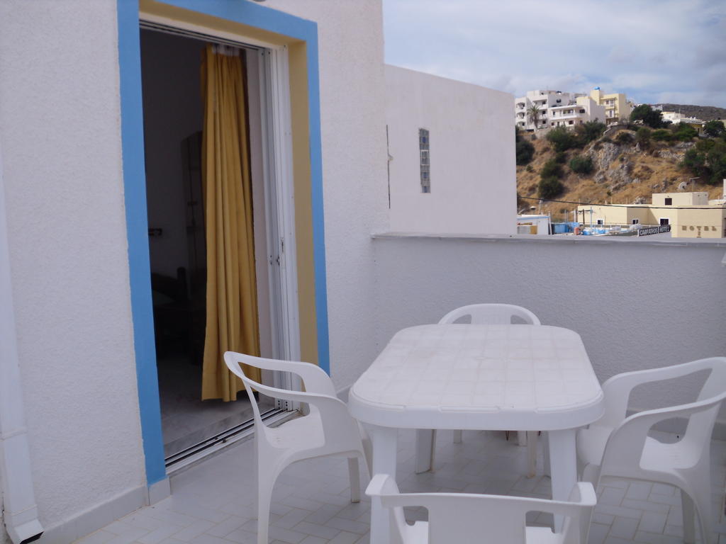 Mertonas Studios Karpathos Exterior photo